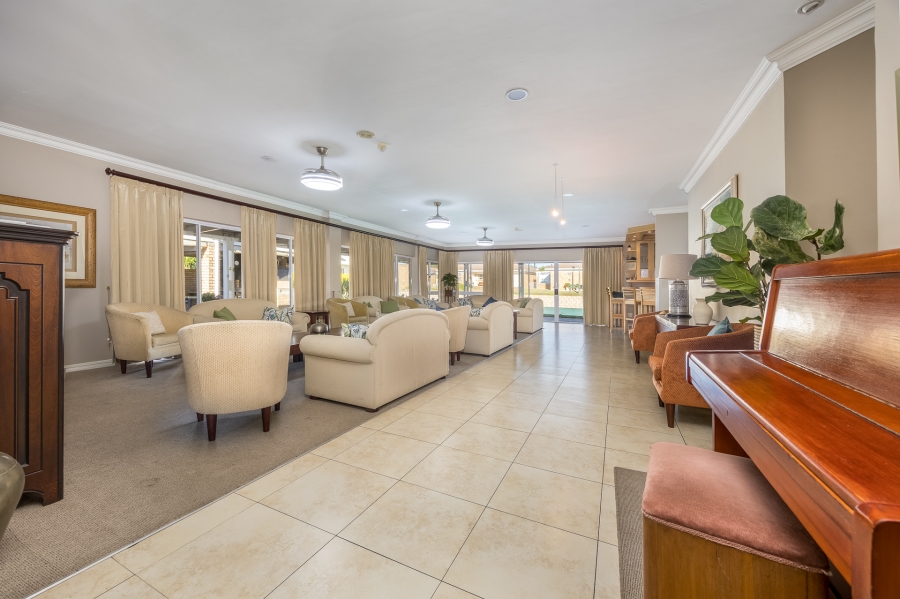 2 Bedroom Property for Sale in Sonstraal Heights Western Cape